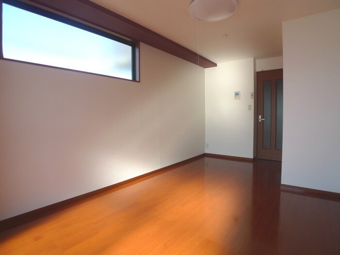 物件内観写真6　(居室)