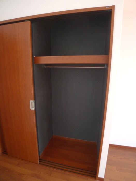 物件内観写真8　(収納)