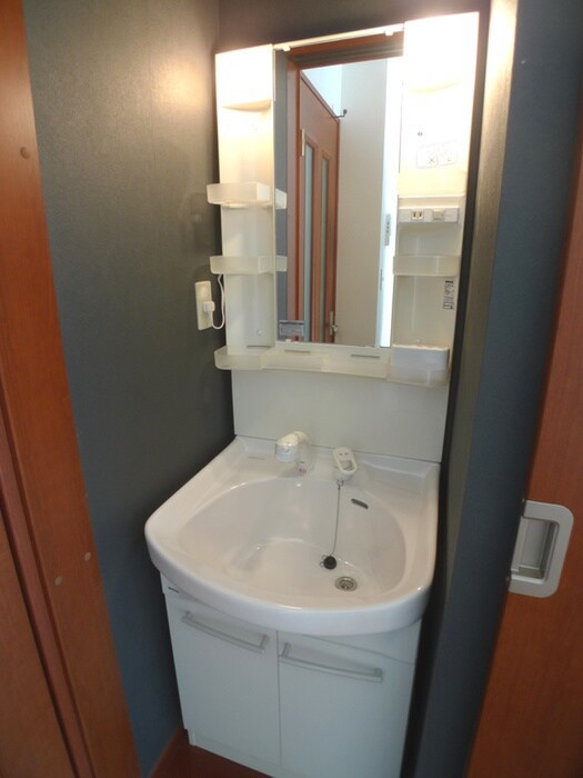 物件内観写真10　(洗面)