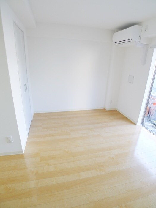 物件内観写真17　(居室)