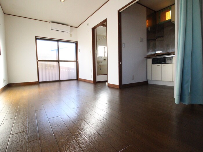 物件内観写真9　(居室)