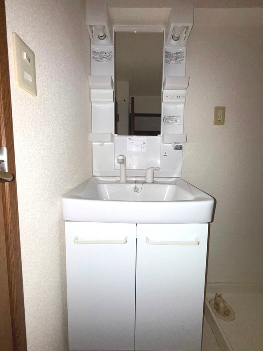 物件内観写真16　(洗面)