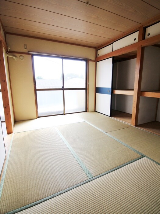 物件内観写真8　(居室)