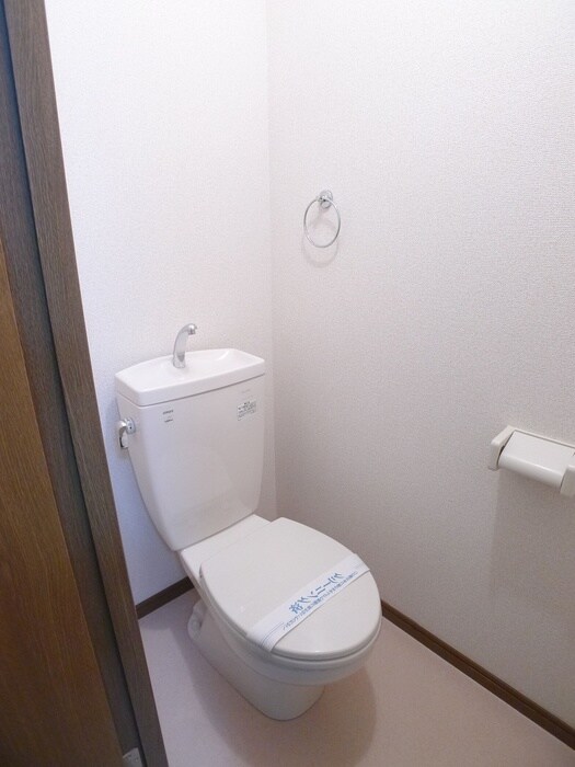 物件内観写真9　(トイレ)