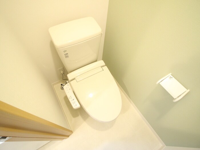 物件内観写真8　(トイレ)