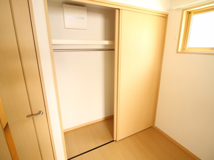 物件内観写真10　(収納)