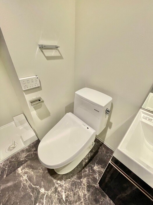 物件内観写真19　(トイレ)