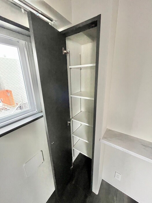 物件内観写真22　(収納)