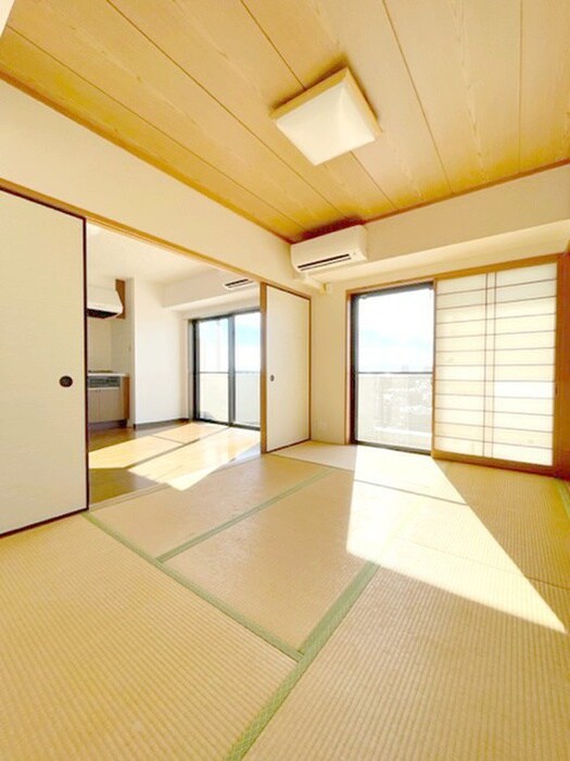 物件内観写真10　(居室)