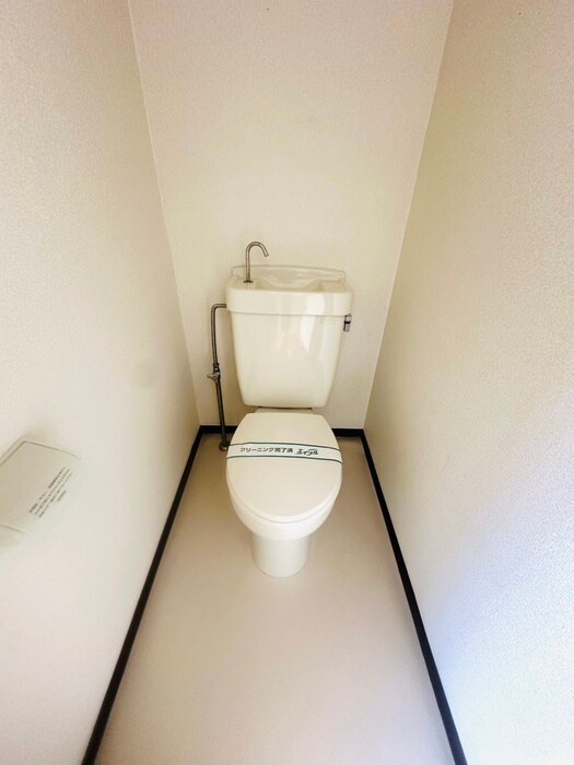 物件内観写真10　(トイレ)