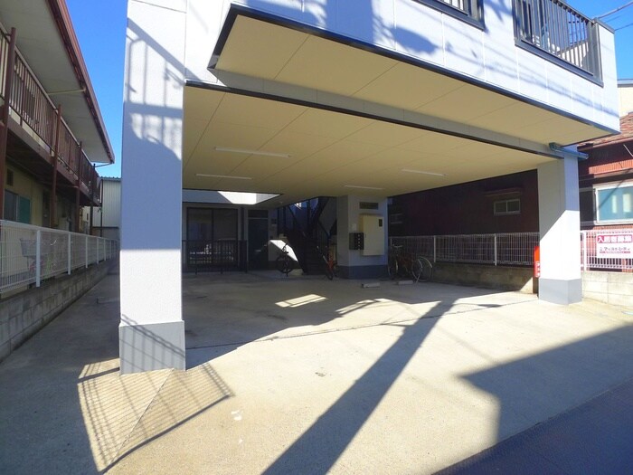 物件外観写真2　(その他)