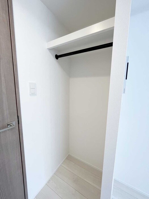 物件内観写真15　(収納)