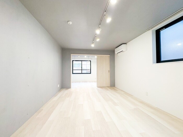 物件内観写真11　(居室)