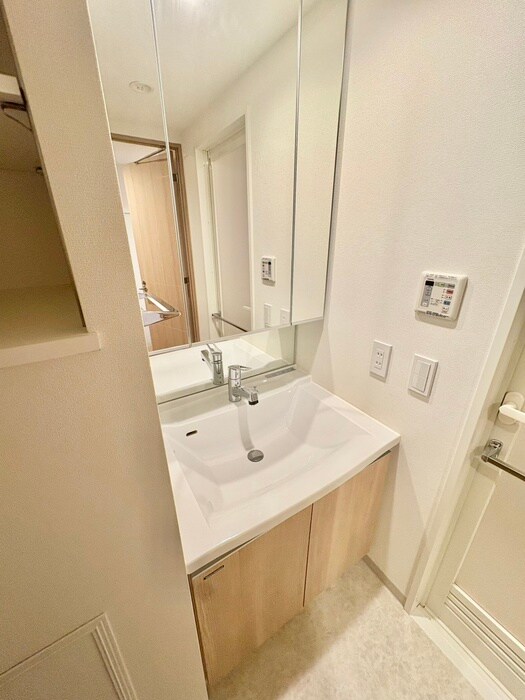 物件内観写真16　(洗面)