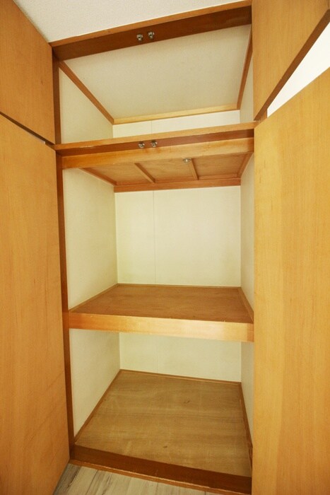 物件内観写真10　(収納)