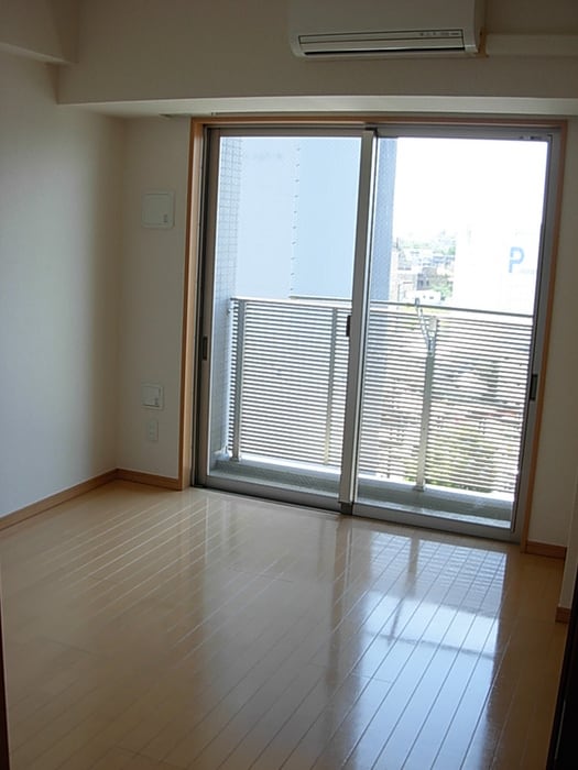 物件内観写真9　(居室)