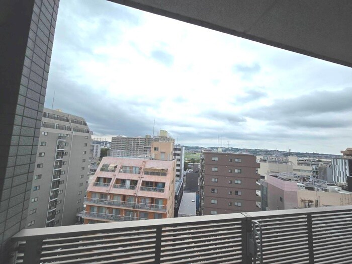 物件内観写真20　(室内からの展望)