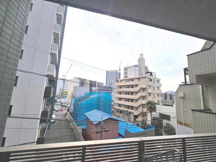 物件内観写真20　(室内からの展望)