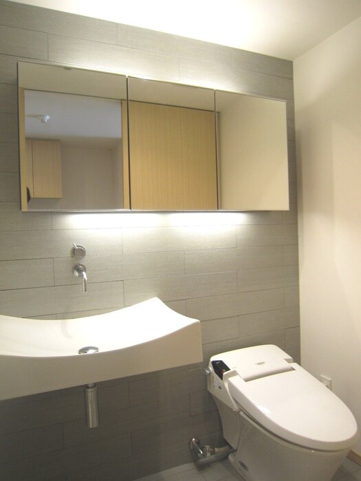 物件内観写真8　(洗面)