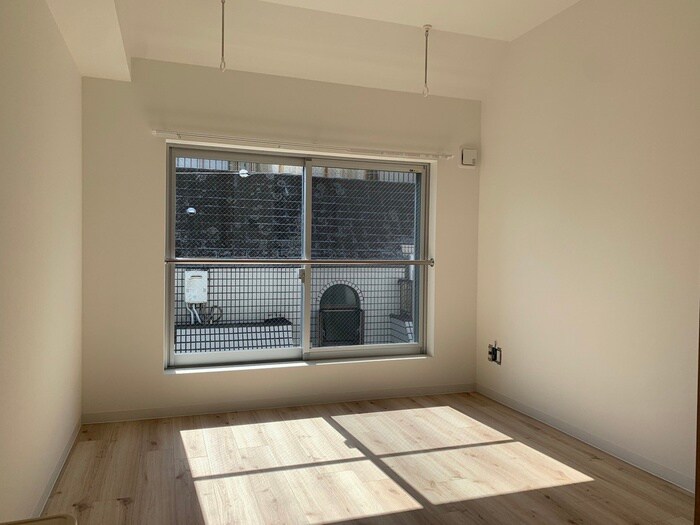 物件内観写真9　(ベランダ・バルコニー)