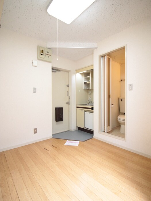 物件内観写真10　(居室)