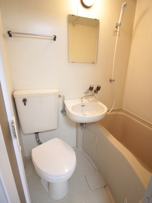 物件内観写真12　(バス／シャワールーム等)