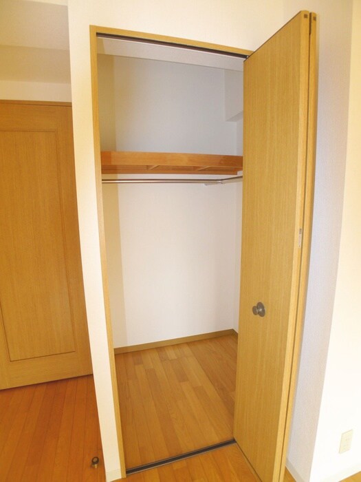 物件内観写真10　(収納)