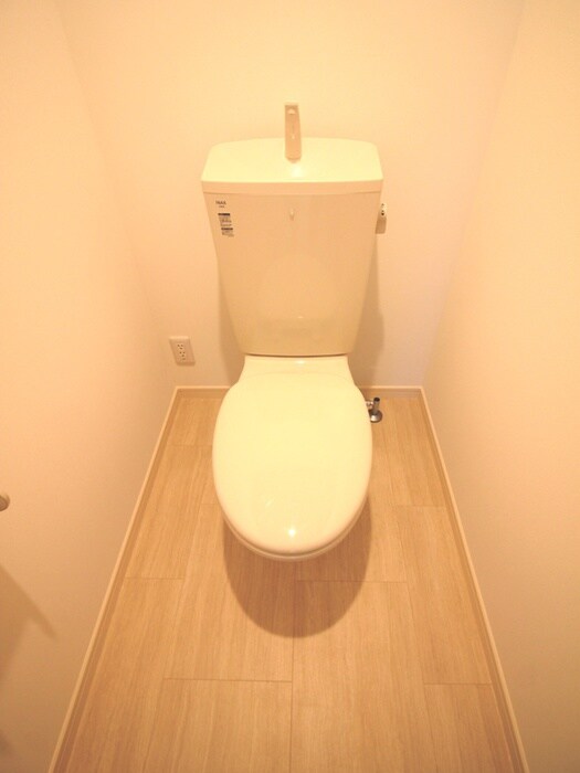 物件内観写真11　(トイレ)