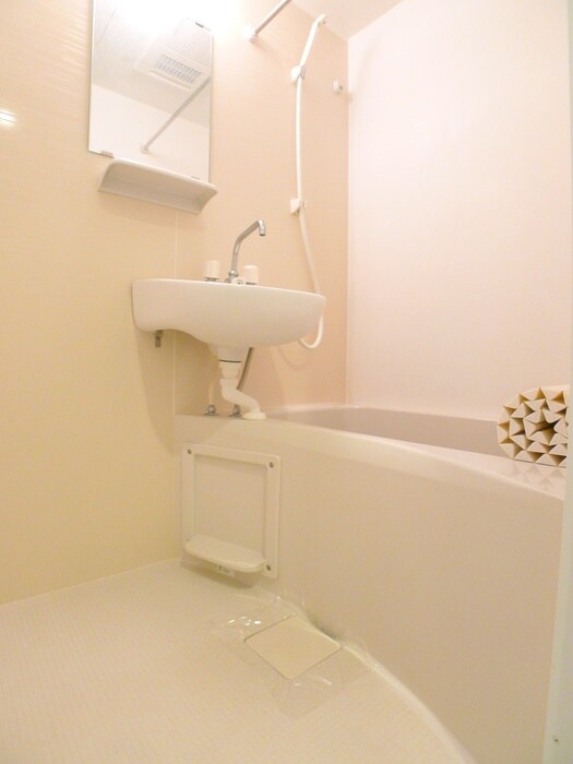 物件内観写真9　(バス／シャワールーム等)