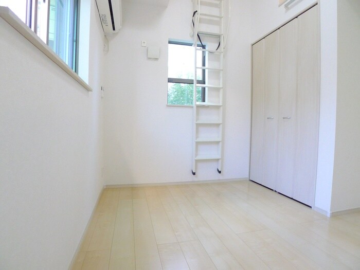 物件内観写真14　(居室)