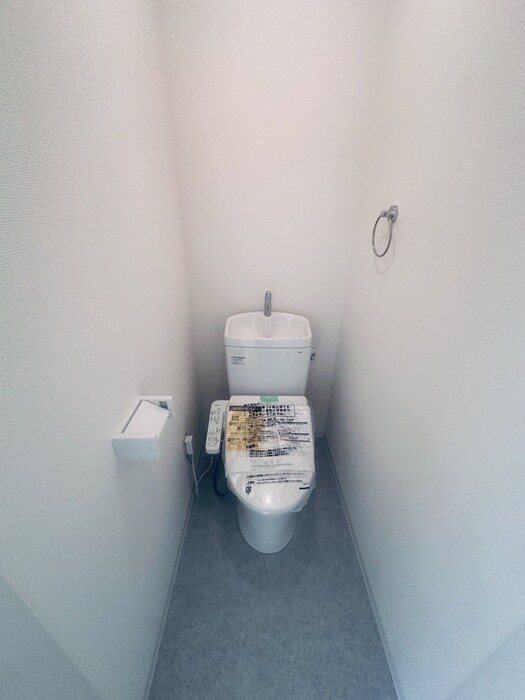 物件内観写真14　(トイレ)