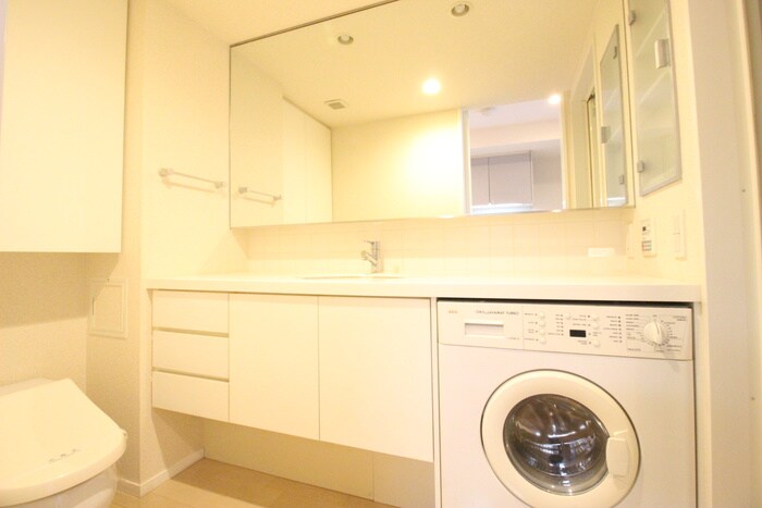 物件内観写真15　(洗面)