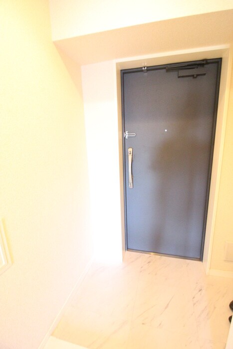 物件内観写真19　(玄関)