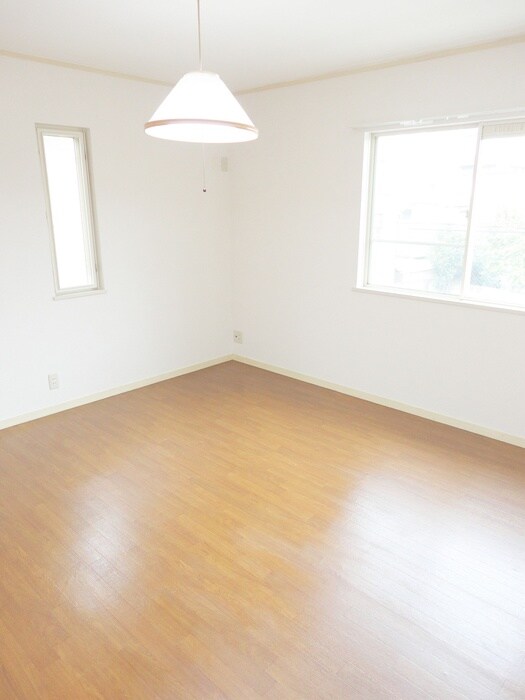 物件内観写真13　(居室)