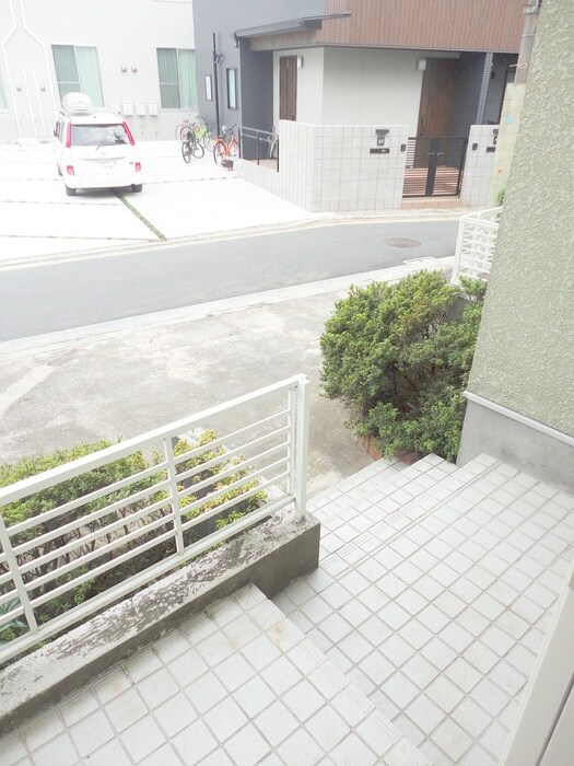 物件内観写真20　(玄関)