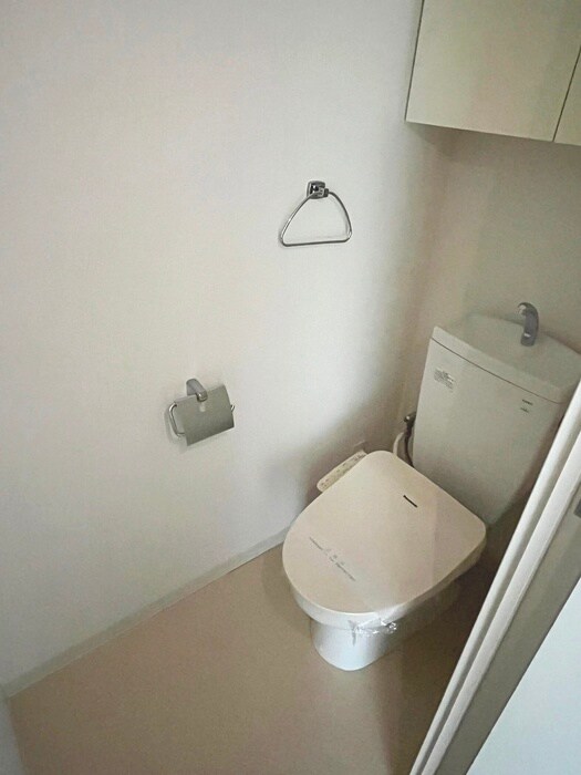 物件内観写真15　(トイレ)