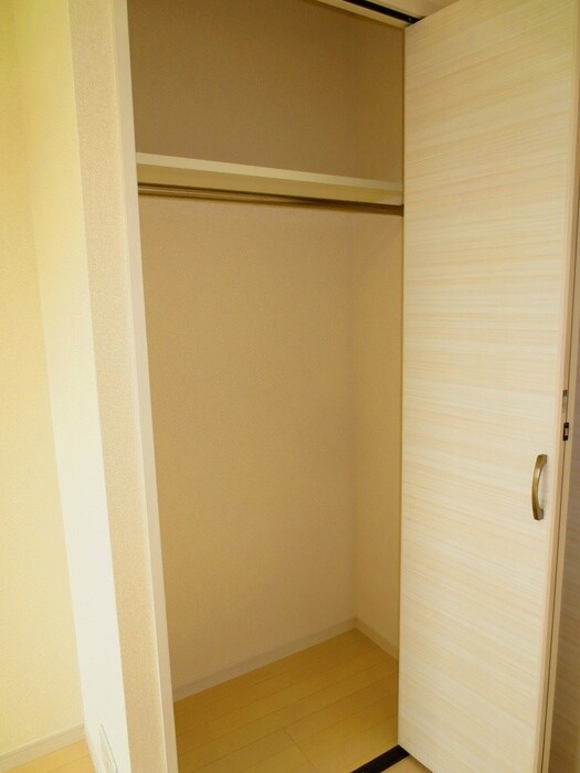 物件内観写真12　(収納)