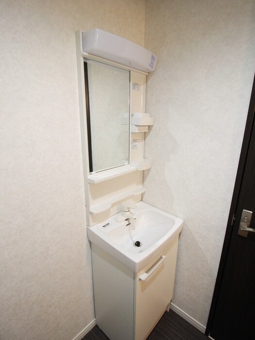 物件内観写真11　(洗面)