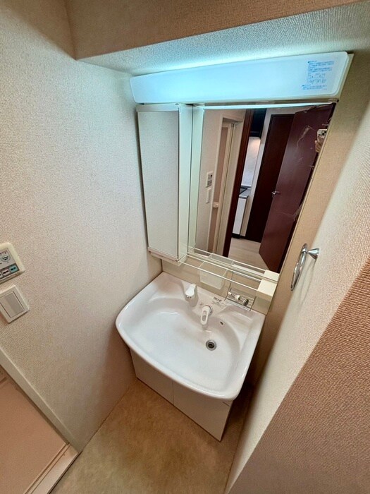 物件内観写真13　(洗面)