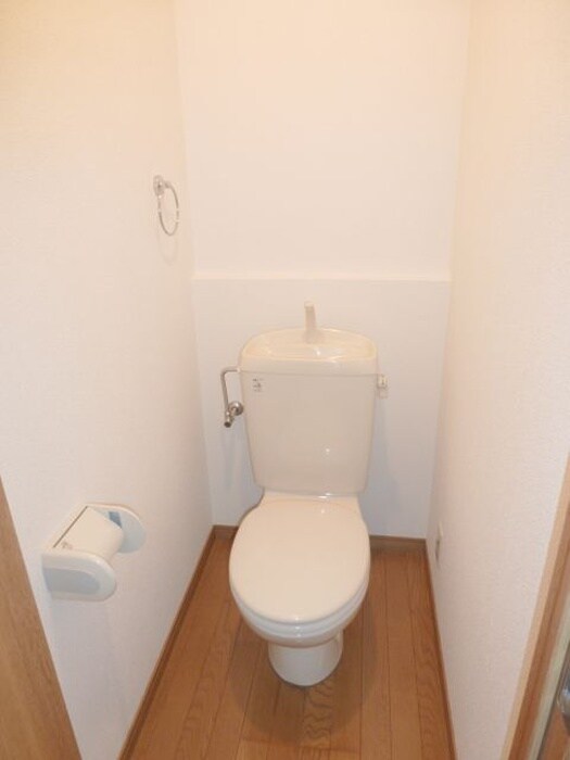 物件内観写真16　(トイレ)