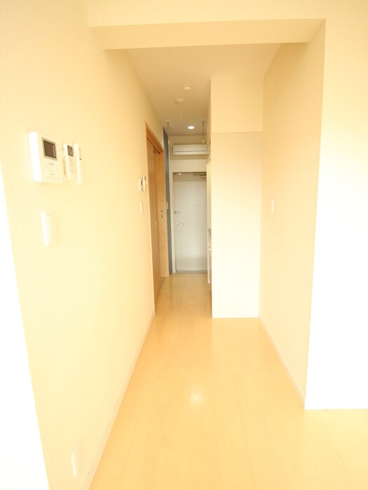 物件内観写真13　(廊下)