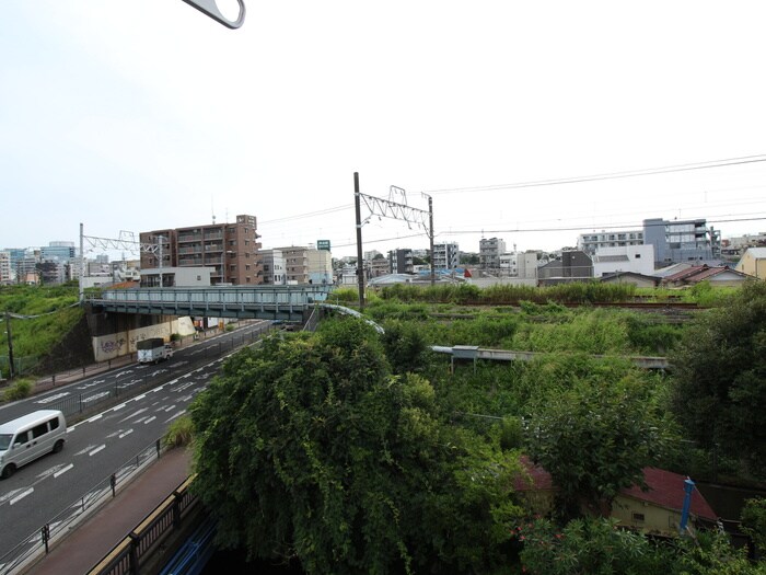 物件内観写真22　(室内からの展望)