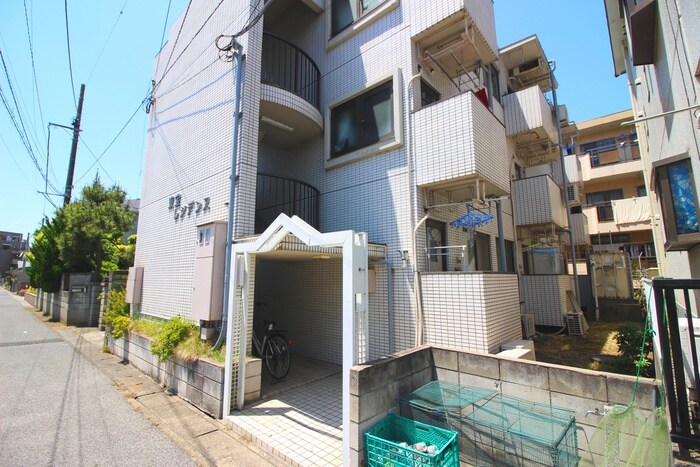 物件外観写真3　(エントランス部分)