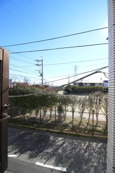 物件内観写真22　(室内からの展望)