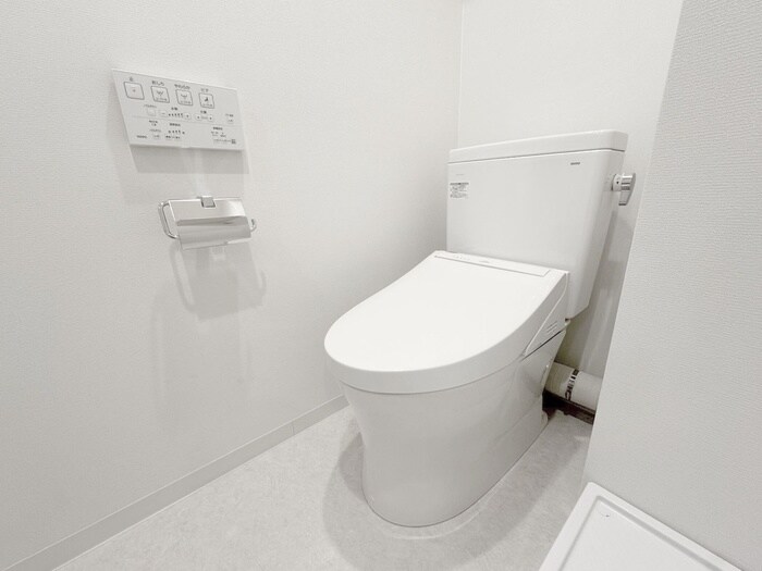 物件内観写真11　(トイレ)