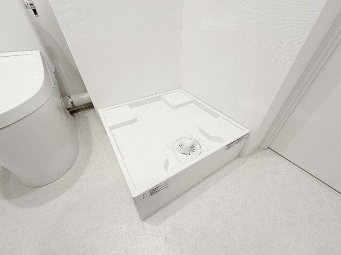 物件内観写真12　(洗濯機置場)