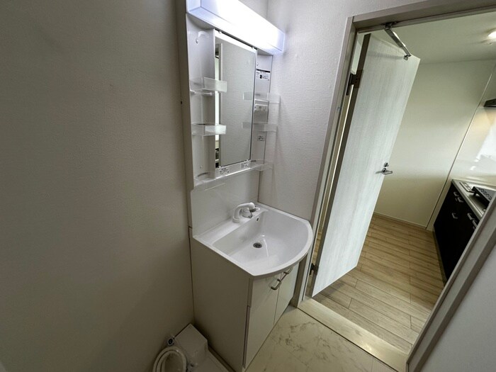 物件内観写真10　(洗面)