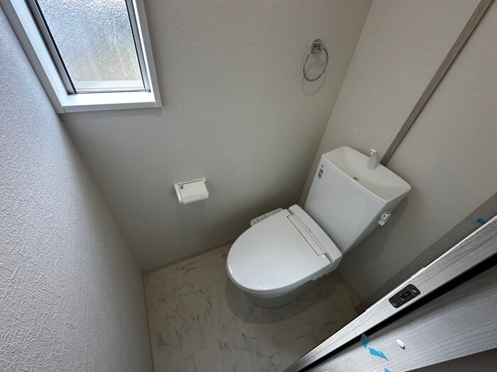 物件内観写真11　(トイレ)