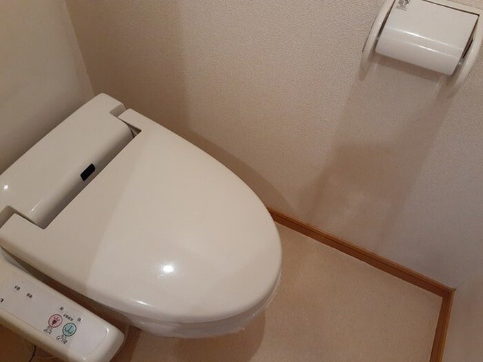 物件内観写真10　(トイレ)