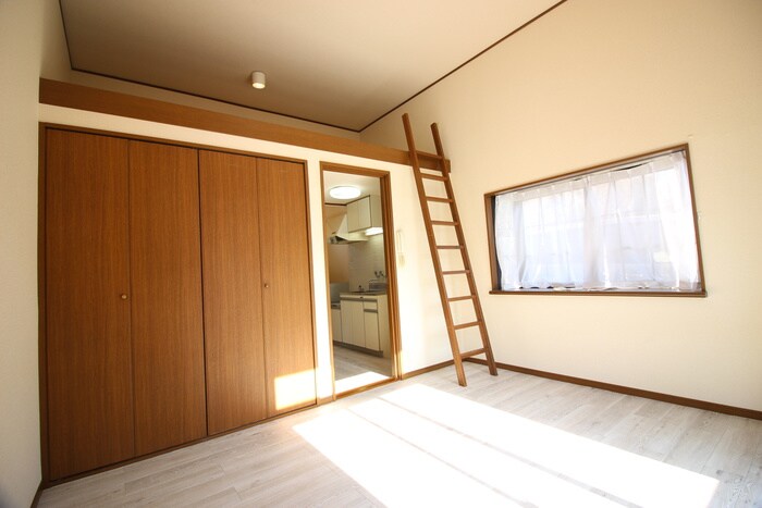 物件内観写真13　(居室)